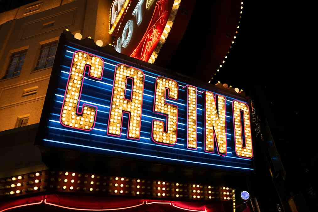 https://luckybird-casinos.com/